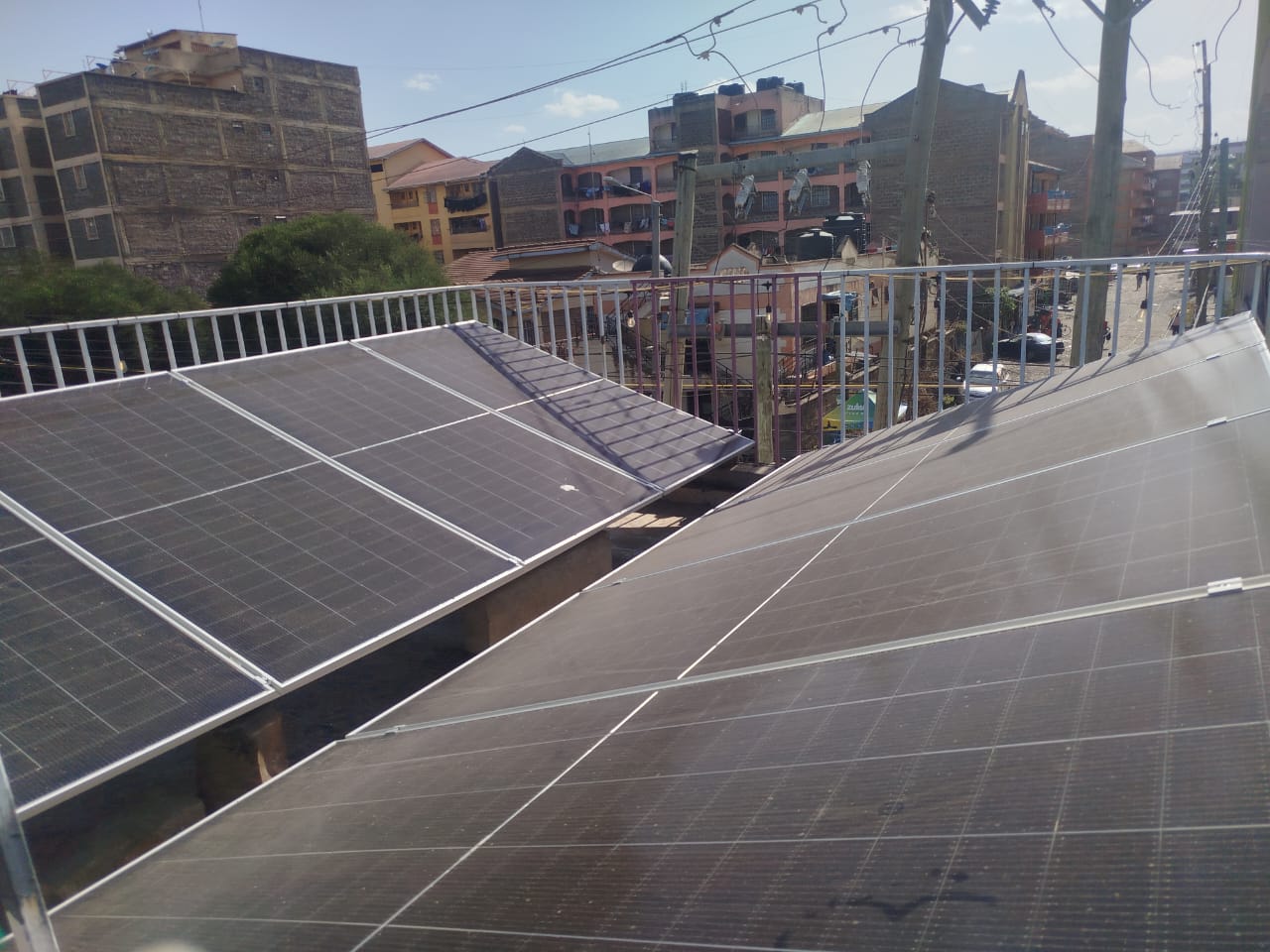 Commercial rooftop solar PV array